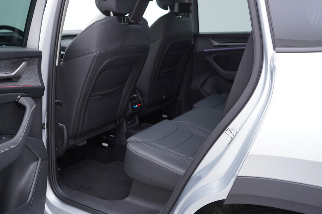 OV190V07383_38.webp_KODIAQ Selection 2.0 TDI 142 kW automat, DPH