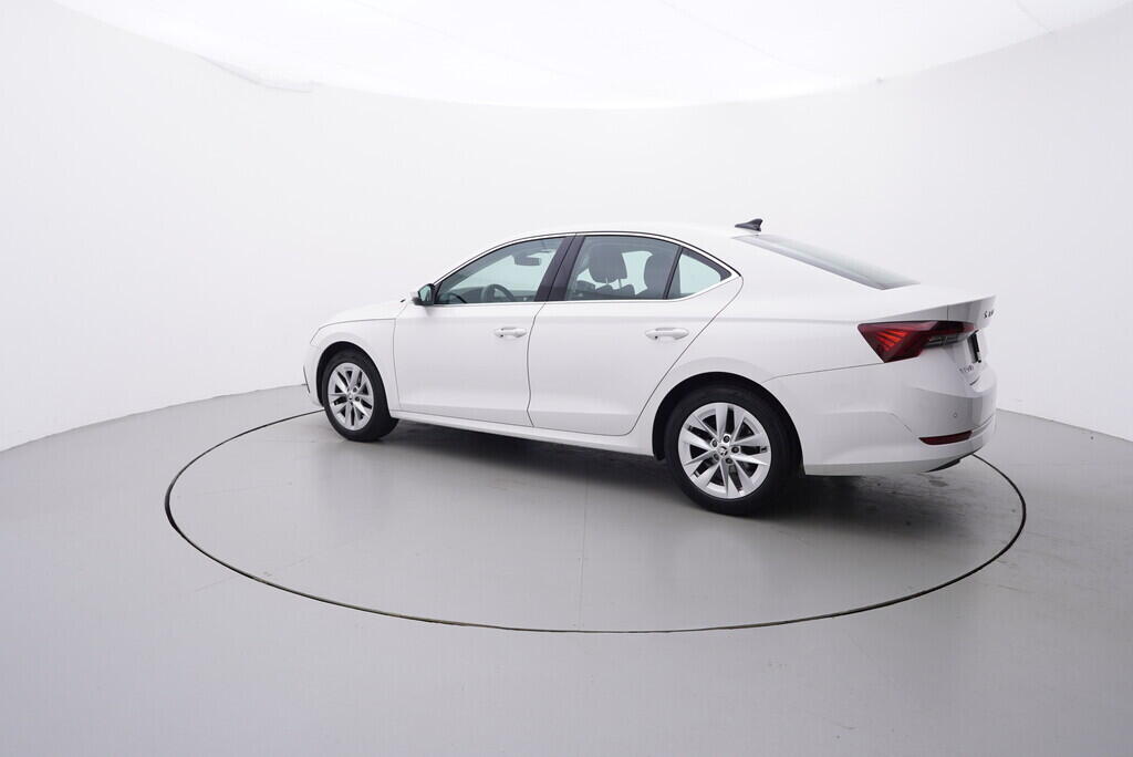 OV190V07392_12.webp_OCTAVIA Style 1.0 TSI 81 kW manuál, DPH