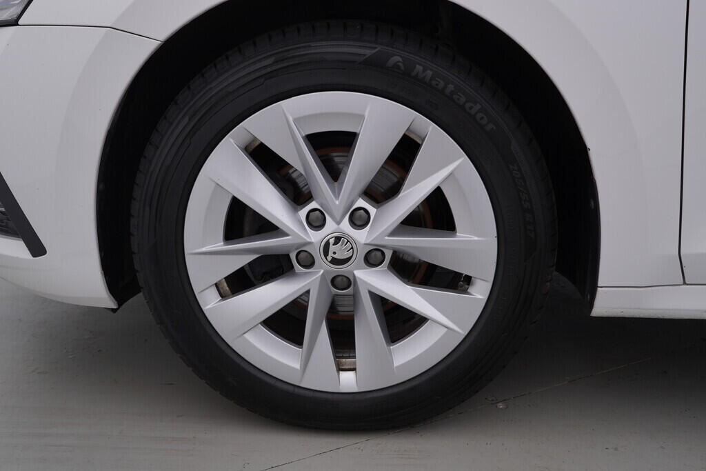 OV190V07392_48.webp_OCTAVIA Style 1.0 TSI 81 kW manuál, DPH