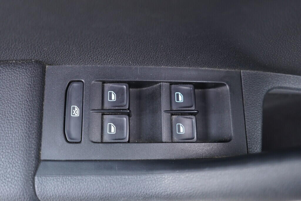 OV190V07439_20.webp_OCTAVIA RS 2.0 TDI 135 kW manuál