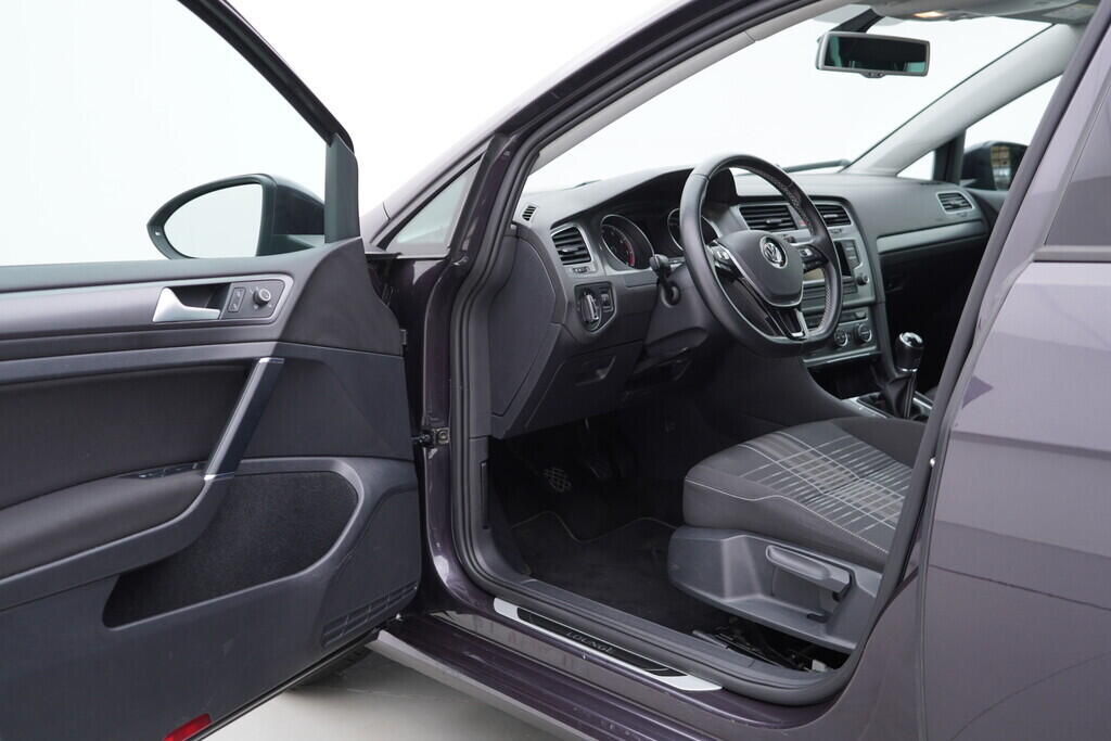 OV190V07440_18.webp_GOLF Lounge 1.2 TSI 81 kW manuál