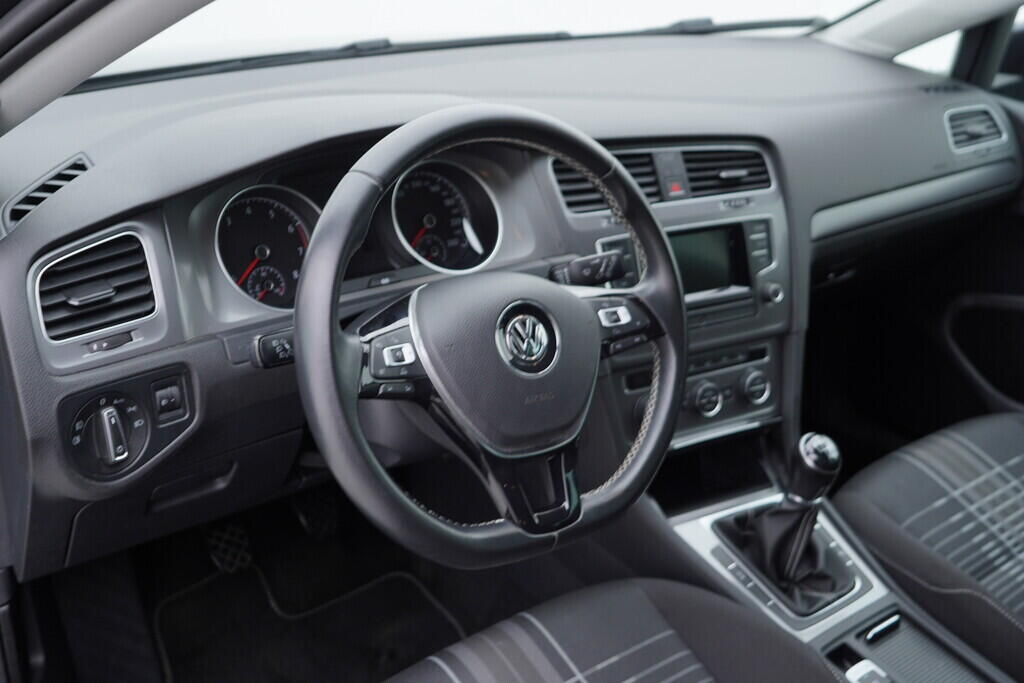 OV190V07440_22.webp_GOLF Lounge 1.2 TSI 81 kW manuál