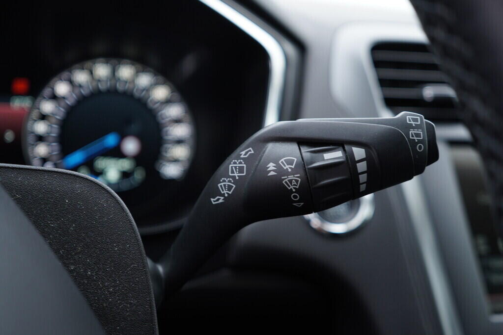 OV190V07462_25.webp_MONDEO Titanium 2.0  110 kW manuál