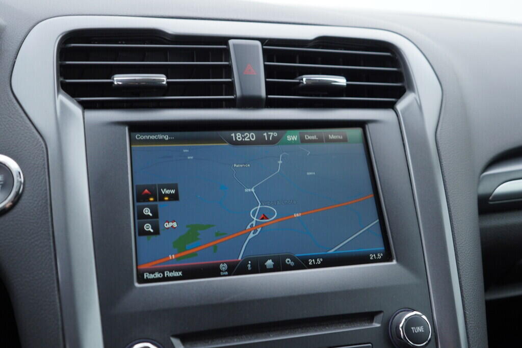 OV190V07462_29.webp_MONDEO Titanium 2.0  110 kW manuál