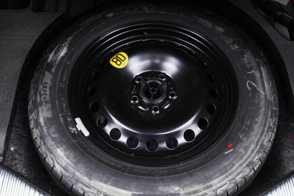 OV190V07462_36.webp_MONDEO Titanium 2.0  110 kW manuál