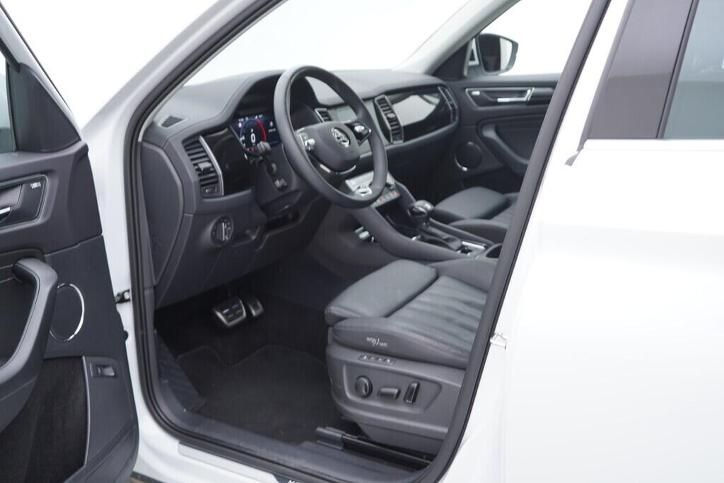 OV190V07485_18.webp_KODIAQ L&K 2.0 TDI 147 kW automat, DPH