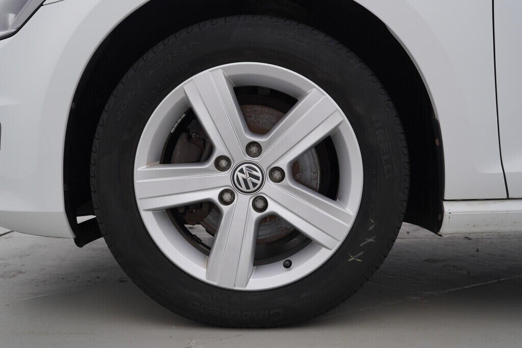 OV190V07495_41.webp_GOLF Comfortline 1.4 TSI 90 kW automat