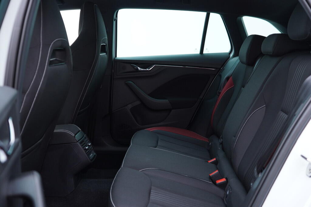 OV190V07525_35.webp_SCALA Monte Carlo 1.5 TSI 110 kW automat, DPH