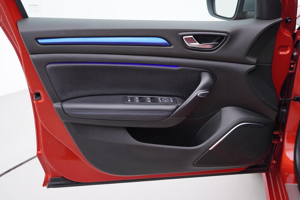 OV190V07614_19.webp_MÉGANE GT 1.6  151 kW automat