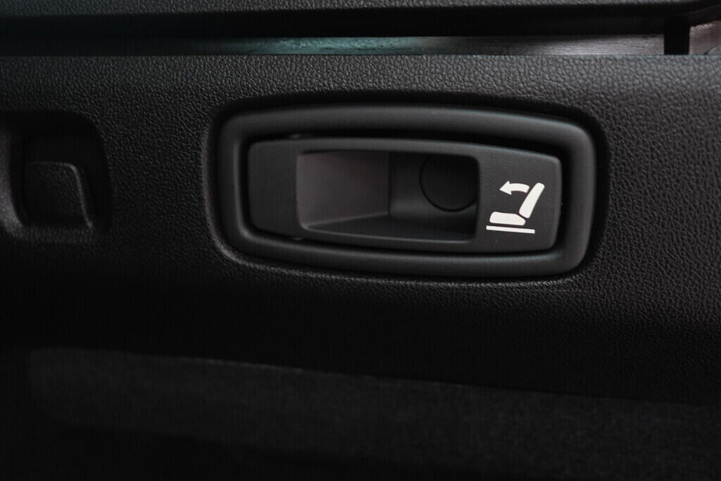 OV190V07614_41.webp_MÉGANE GT 1.6  151 kW automat