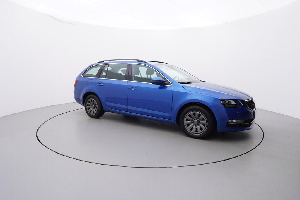 OV190V07624_16.webp_OCTAVIA Style 1.6 TDI 85 kW manuál, DPH