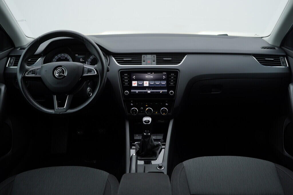 OV190V07624_26.webp_OCTAVIA Style 1.6 TDI 85 kW manuál, DPH