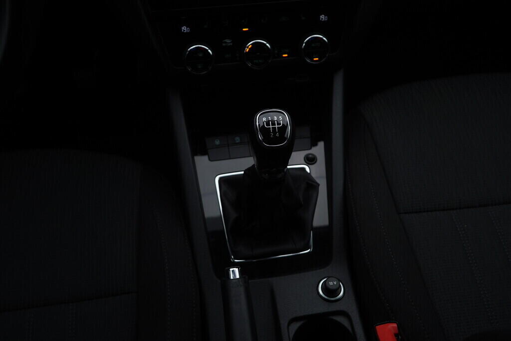 OV190V07624_33.webp_OCTAVIA Style 1.6 TDI 85 kW manuál, DPH