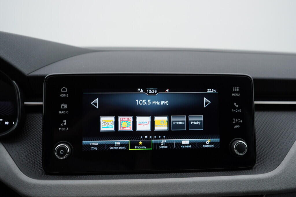 OV190V07625_28.webp_KAMIQ Top Selection 1.0 TSI 85 kW manuál, DPH