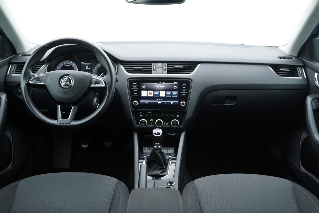 OV190V07635_26.webp_OCTAVIA Style 1.6 TDI 85 kW manuál, DPH