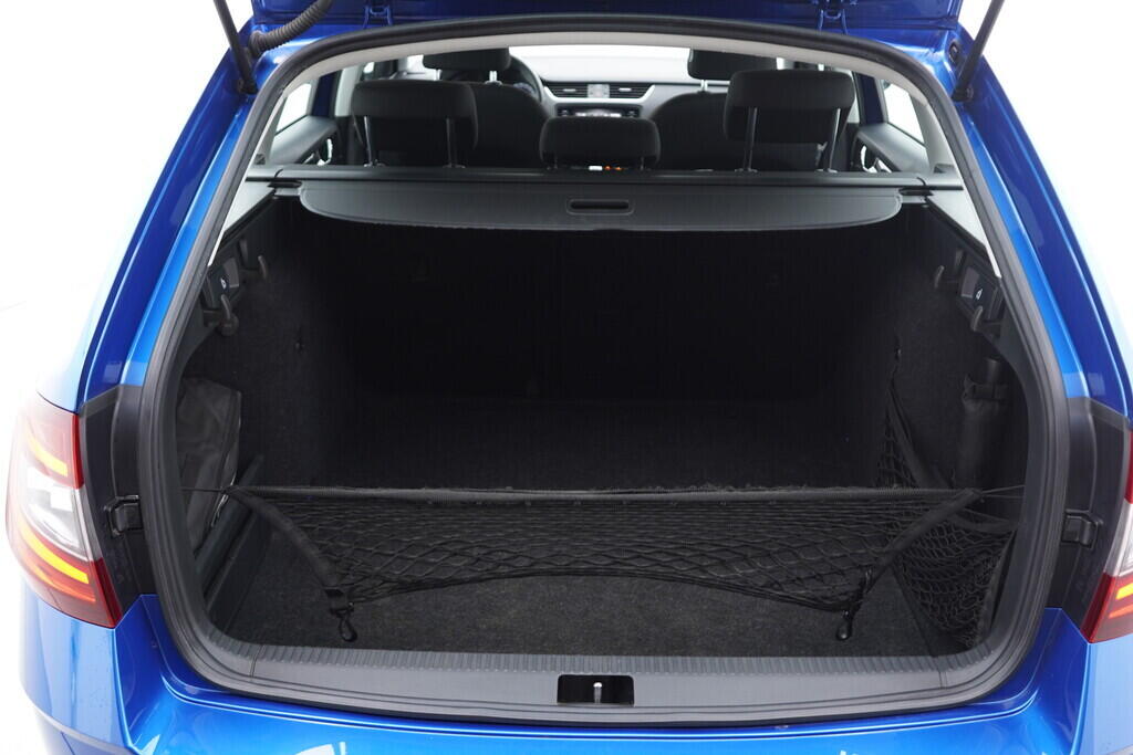 OV190V07635_41.webp_OCTAVIA Style 1.6 TDI 85 kW manuál, DPH