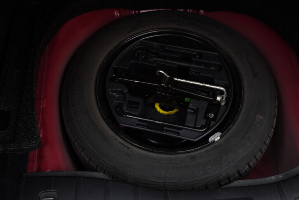 OV190V07656_32.webp_207  1.4  70 kW manuál