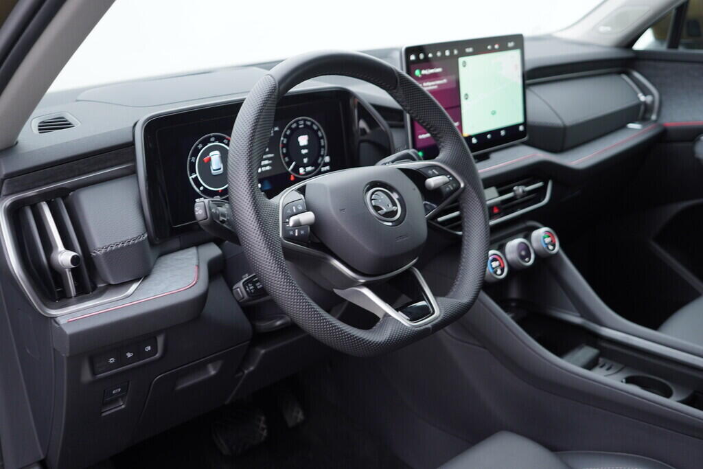 OV190V07657_22.webp_KODIAQ Selection 2.0 TDI 142 kW automat, DPH