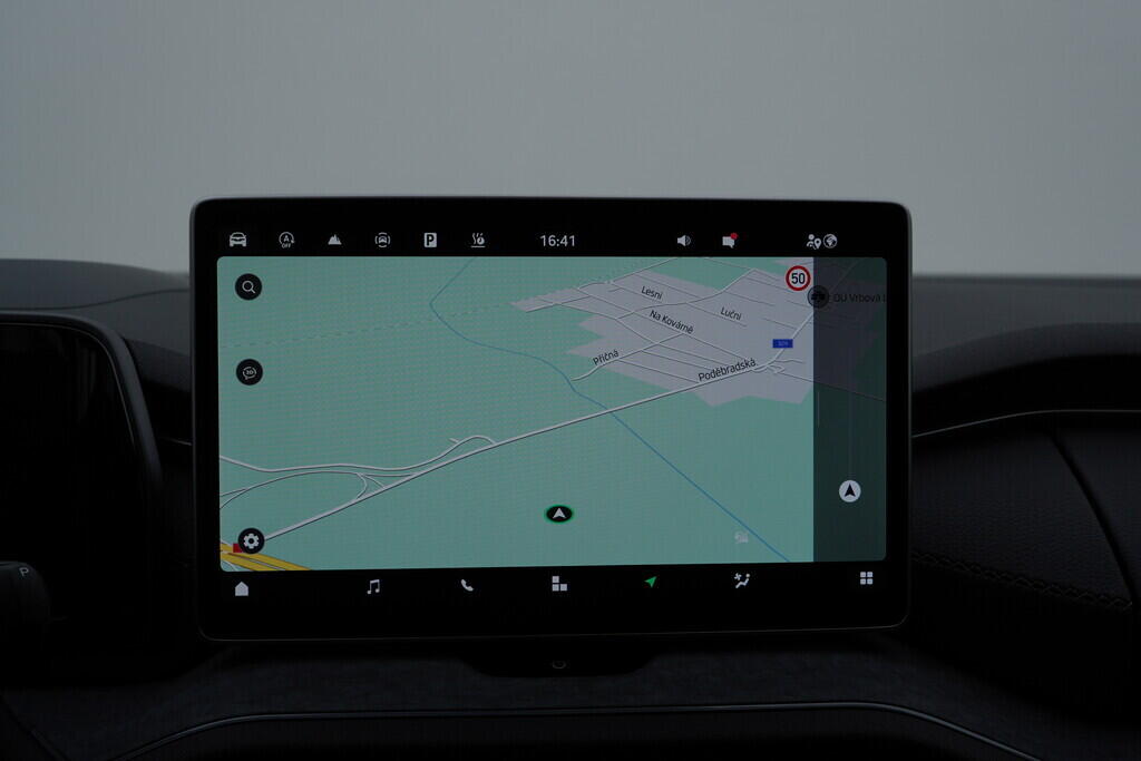 OV190V07657_40.webp_KODIAQ Selection 2.0 TDI 142 kW automat, DPH