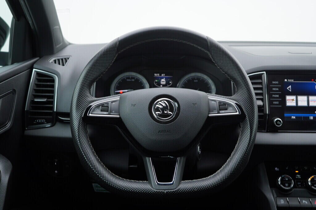 OV190V07699_25.webp_KAROQ SportLine 2.0 TDI 110 kW manuál