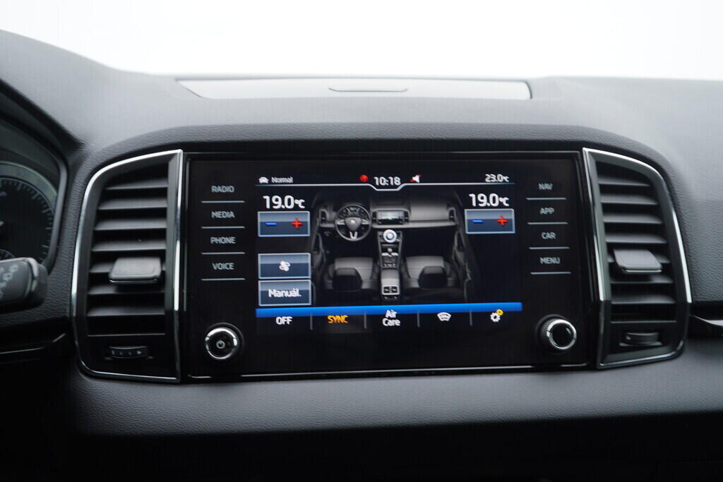 OV190V07699_31.webp_KAROQ SportLine 2.0 TDI 110 kW manuál