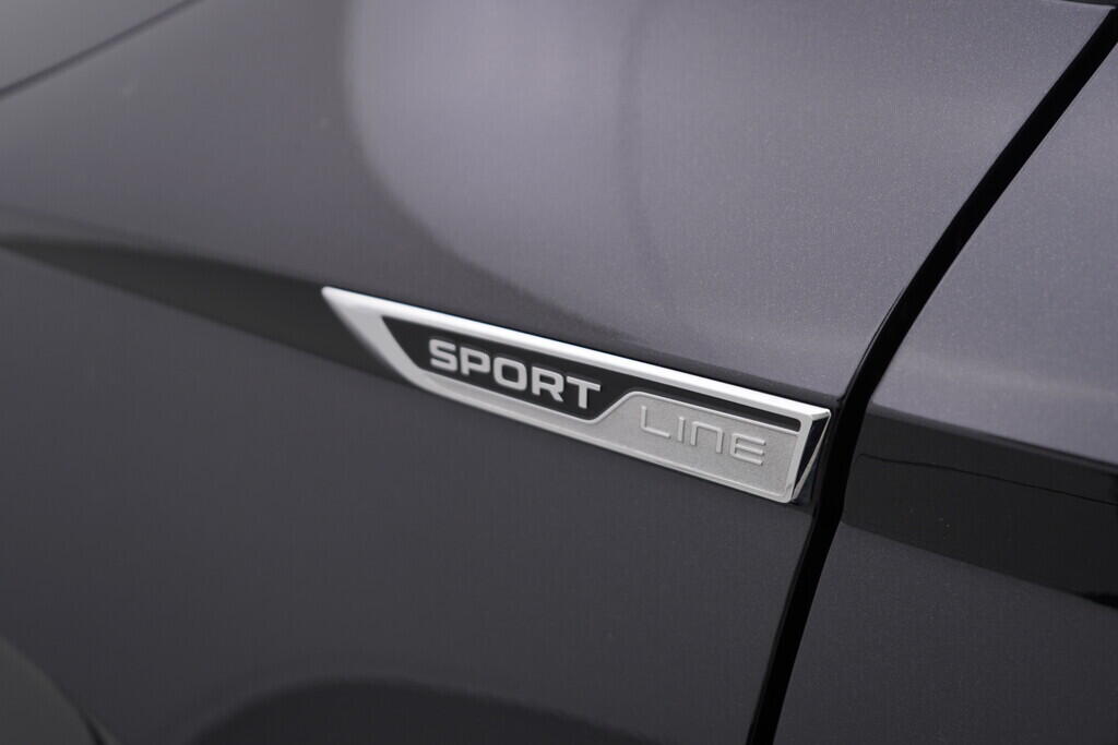 OV190V07699_45.webp_KAROQ SportLine 2.0 TDI 110 kW manuál