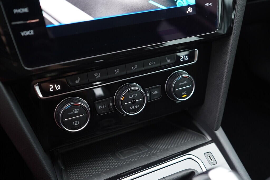 OV190V07717_34.webp_PASSAT ALLTRACK  2.0 TDI 140 kW automat, DPH