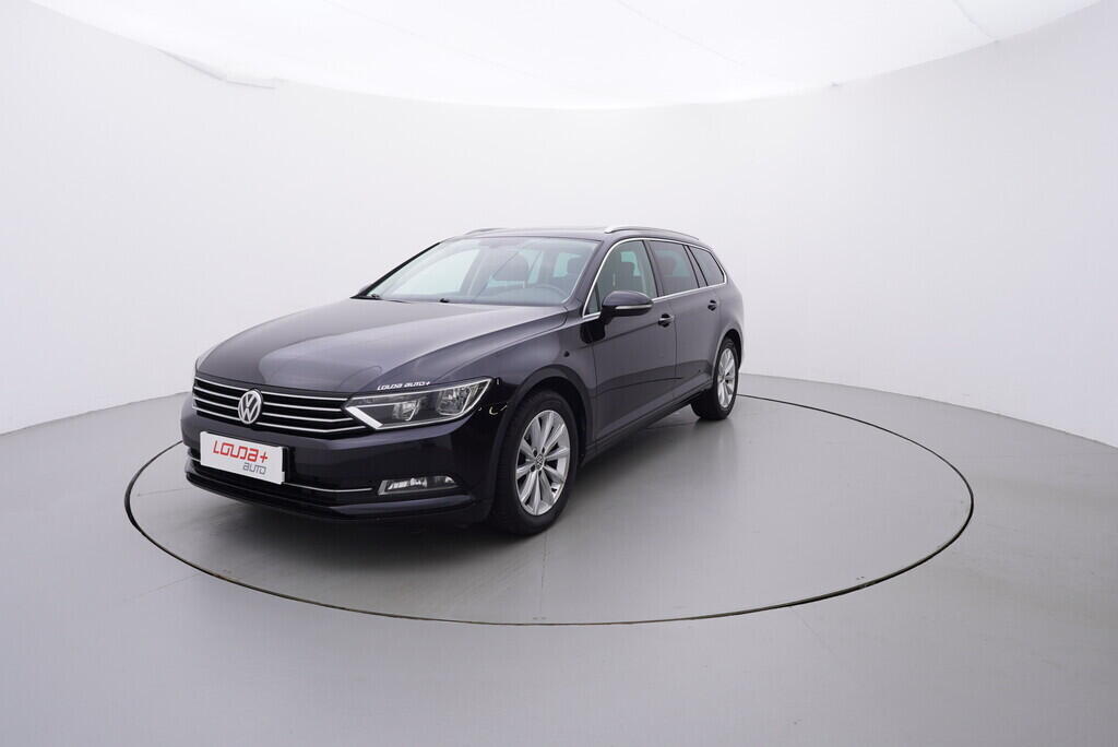 OV190V07721_10.webp_PASSAT VARIANT Comfortline 1.6 TDI 88 kW manuál