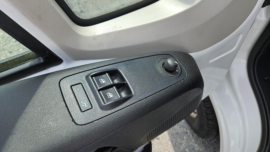 OV190V07728_18.webp_BOXER L3H2 2.0 HDi 96 kW manuál, DPH