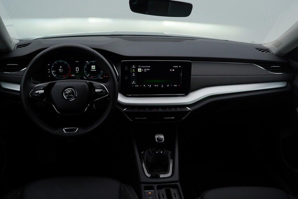 OV190V07732_27.webp_OCTAVIA Style 1.5 TSI 110 kW manuál, DPH