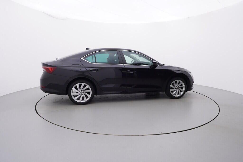 OV190V07764_15.webp_OCTAVIA Style 1.5 TSI 110 kW manuál, DPH