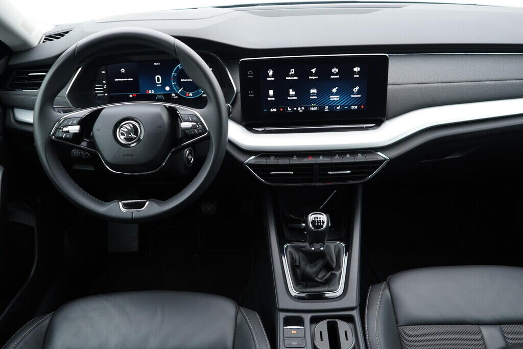 OV190V07764_26.webp_OCTAVIA Style 1.5 TSI 110 kW manuál, DPH
