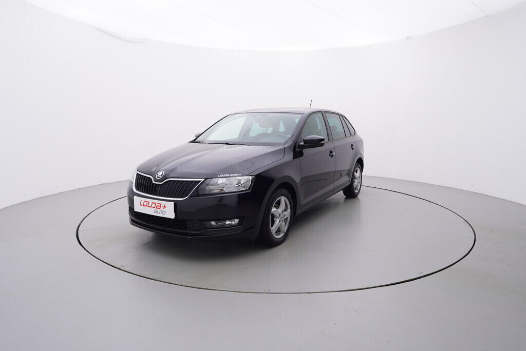 OV190V07773_10.webp_RAPID SPACEBACK Ambition 1.0 TSI 70 kW manuál