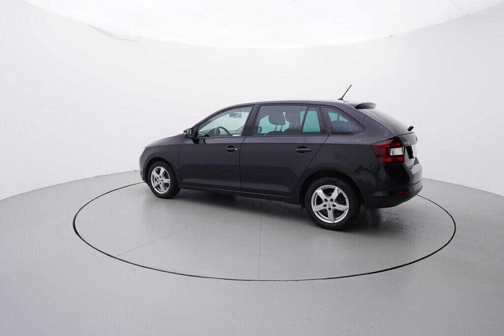 OV190V07773_12.webp_RAPID SPACEBACK Ambition 1.0 TSI 70 kW manuál
