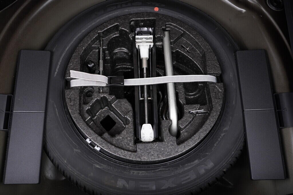 OV190V07773_36.webp_RAPID SPACEBACK Ambition 1.0 TSI 70 kW manuál