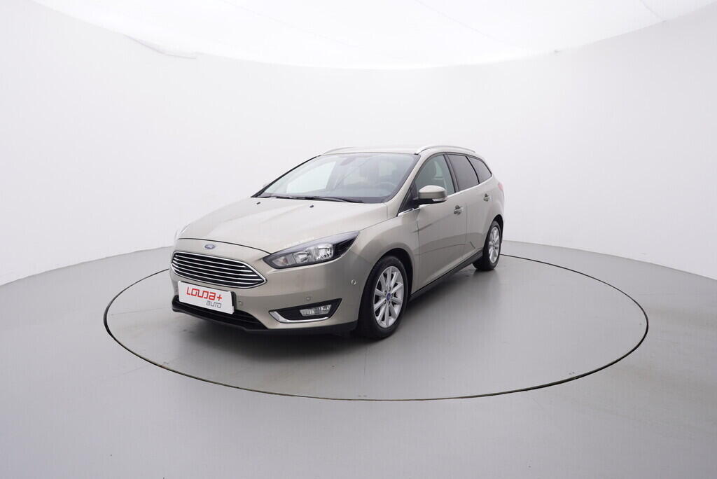 OV190V07774_10.webp_FOCUS Titanium 1.0  92 kW manuál