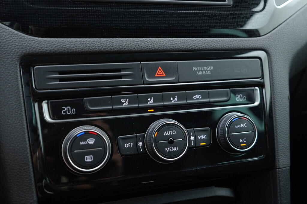 OV190V07776_32.webp_GOLF SPORTSVAN Comfortline Business 1.4 TSI 92 kW automat