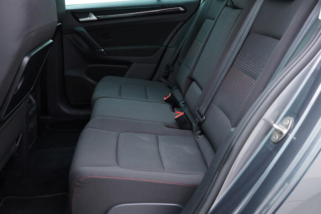 OV190V07776_37.webp_GOLF SPORTSVAN Comfortline Business 1.4 TSI 92 kW automat
