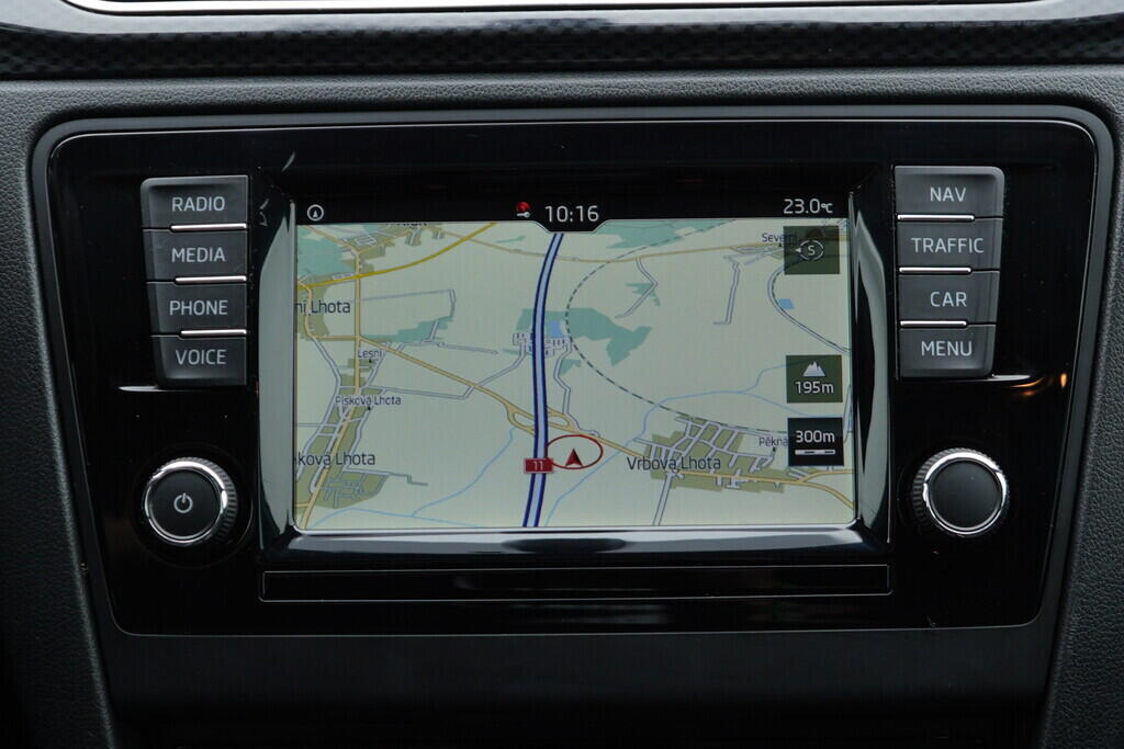 OV190V07778_30.webp_RAPID SPACEBACK Monte Carlo 1.0 TSI 81 kW manuál