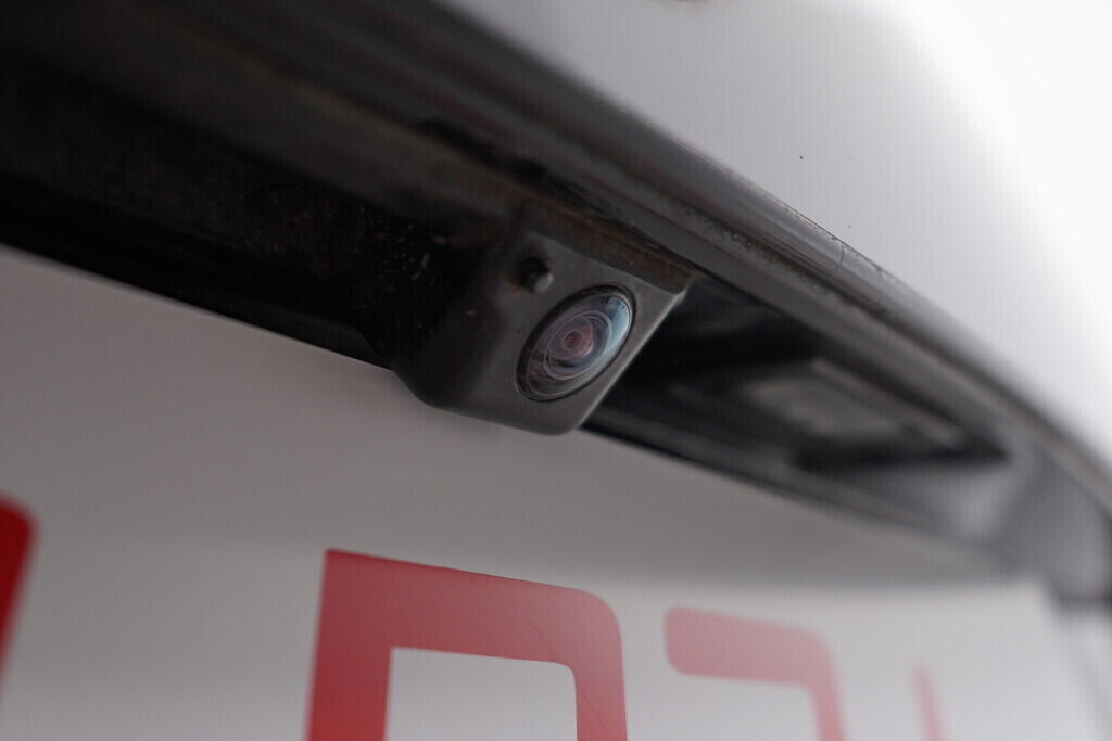 OV190V07778_40.webp_RAPID SPACEBACK Monte Carlo 1.0 TSI 81 kW manuál