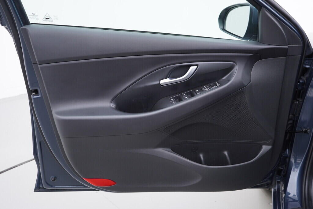 OV190V07787_19.webp_I30 Family Comfort 1.5  81 kW manuál, DPH