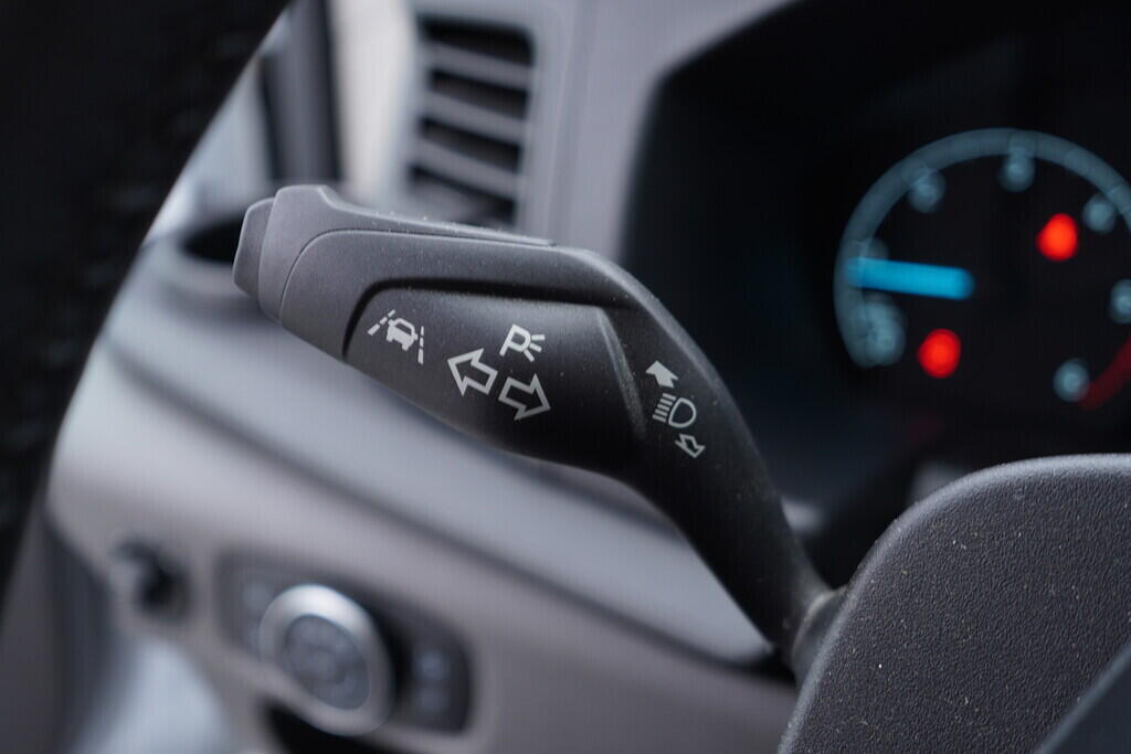 OV190V07800_23.webp_TRANSIT    96 kW manuál, DPH