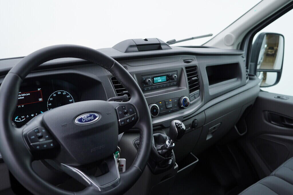 OV190V07800_26.webp_TRANSIT    96 kW manuál, DPH