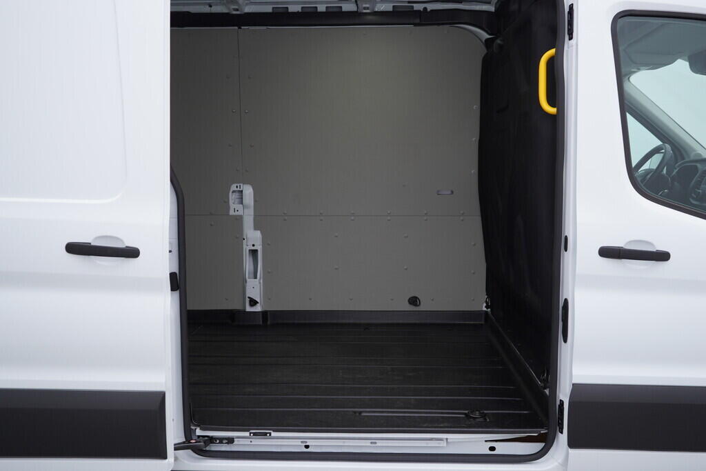 OV190V07800_36.webp_TRANSIT    96 kW manuál, DPH