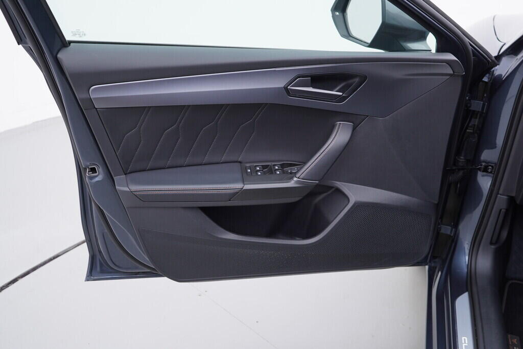 OV190V07801_19.webp_LEON ST  1.5 TSI 110 kW manuál, DPH