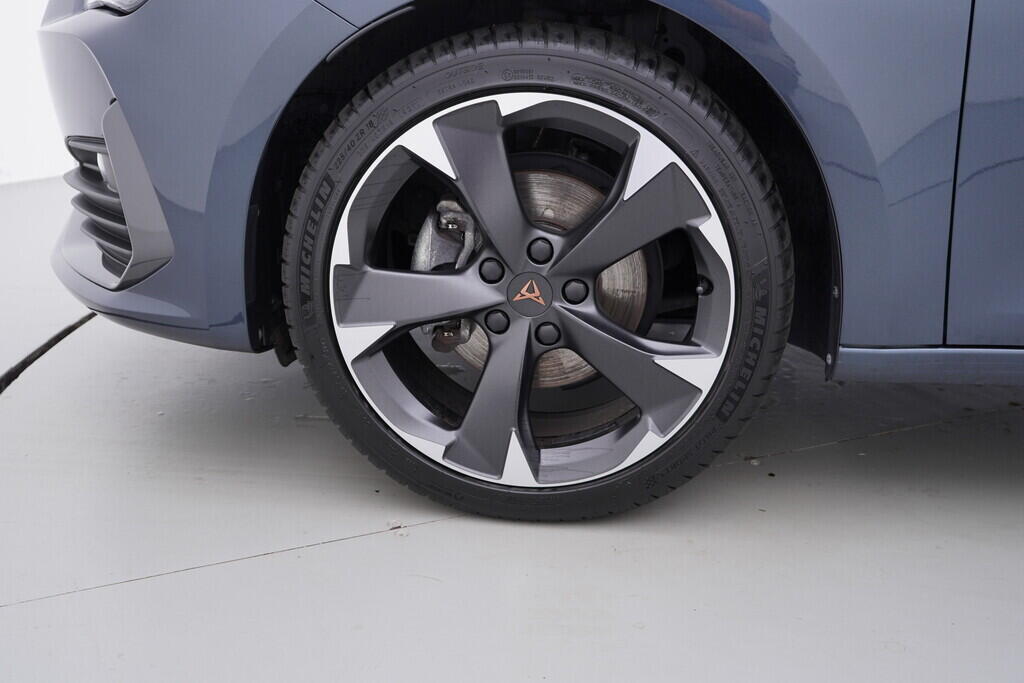 OV190V07801_45.webp_LEON ST  1.5 TSI 110 kW manuál, DPH