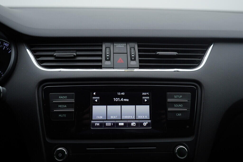 OV190V07815_28.webp_OCTAVIA Elegance 2.0 TDI 110 kW manuál
