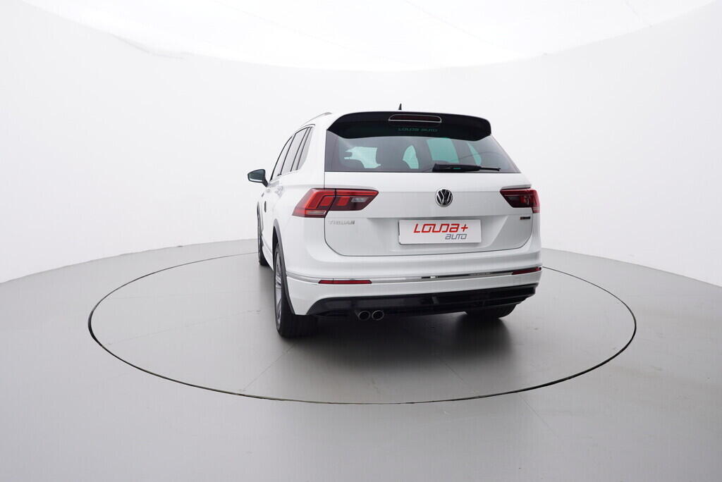 OV190V07816_13.webp_TIGUAN R-Line 2.0 TSI 140 kW automat, DPH