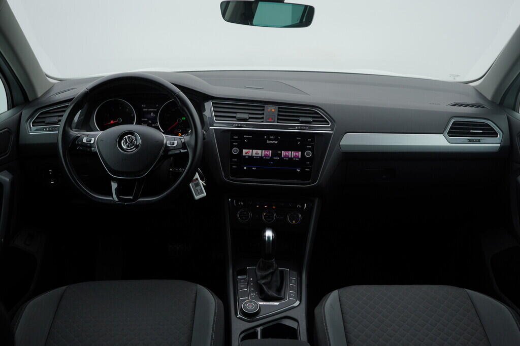 OV190V07816_28.webp_TIGUAN R-Line 2.0 TSI 140 kW automat, DPH