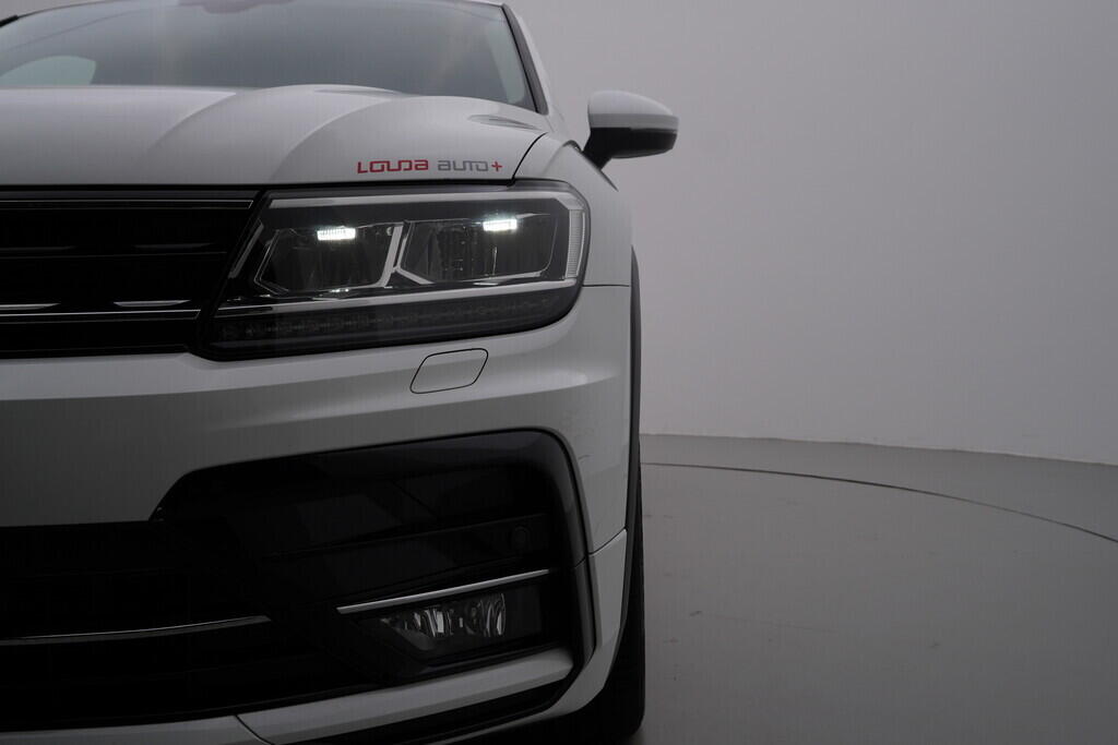 OV190V07816_44.webp_TIGUAN R-Line 2.0 TSI 140 kW automat, DPH
